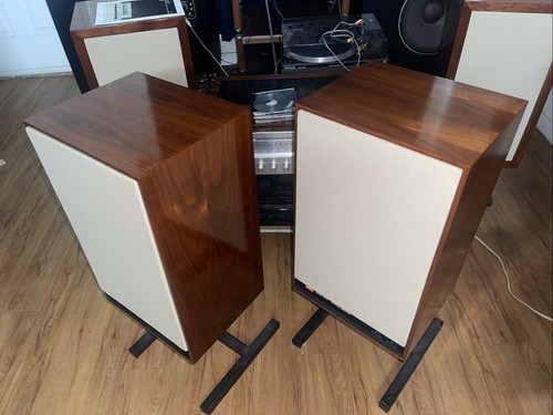 JBL 4311b Vintage original Speakers Walnut Cabinets ( Tested, New Grill Cloth) - Picture 17 of 20