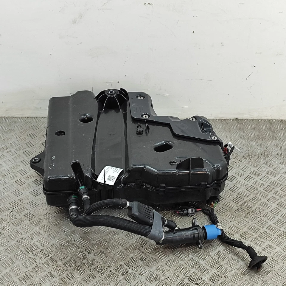 Volkswagen Transporter T6 AdBlue Tank 7LA131531 2.0 Diesel 81KW 2022 31150320 - Image 4 of 4