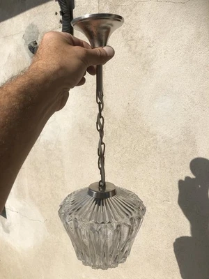 Globe Ancien En Verre Travaillé  - Photo 1/4