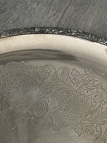 Beautiful International Silver Plate Wilcox Beverly Manor 18" Round Tray 7062 - Picture 2 of 5