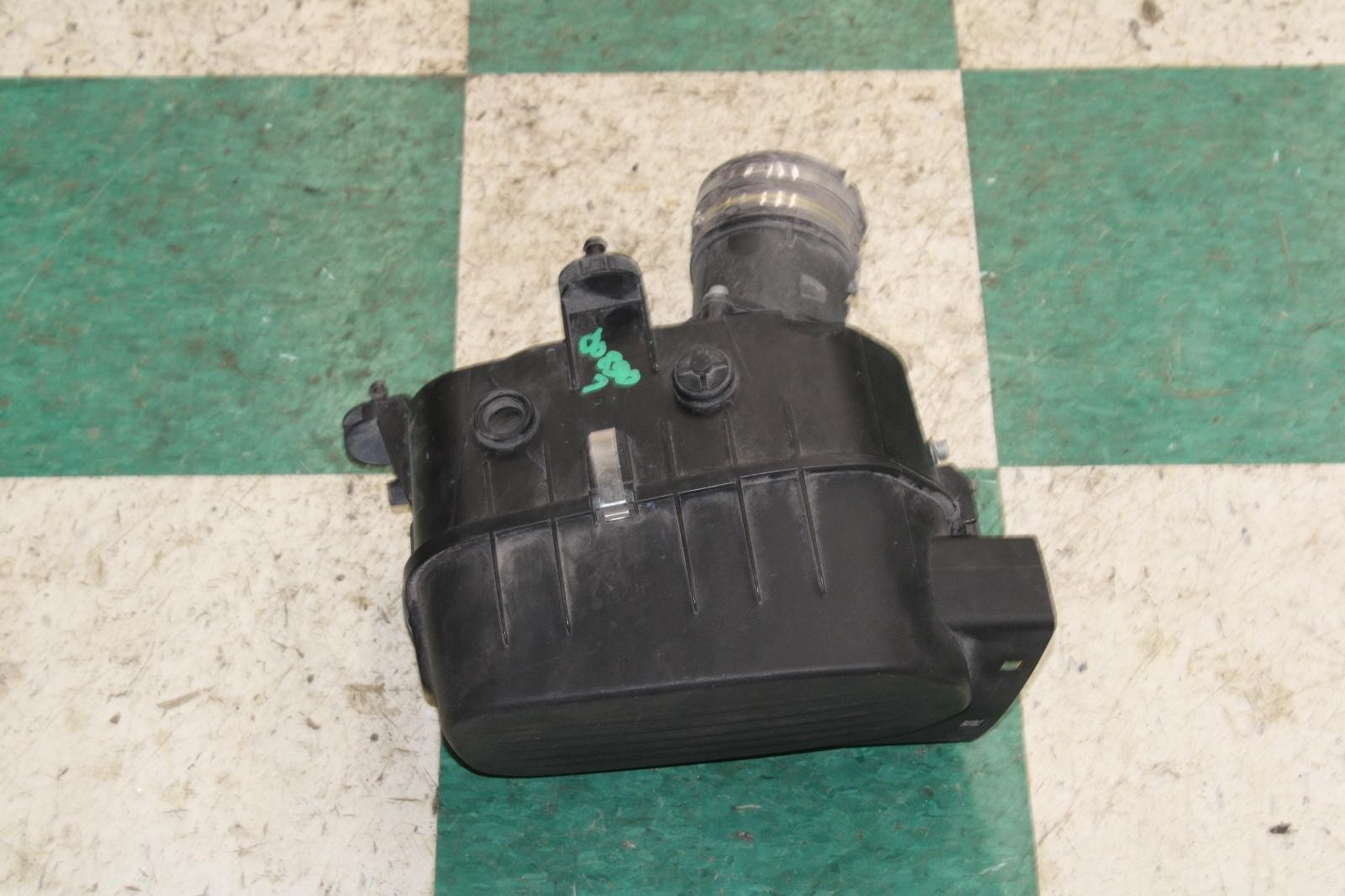 14-17 GHIBLI 3.0L Engine LH Air Intake Filter Housing Cleaner Box Factory OEM OE