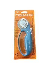 Fiskars 45mm Rotary Cutter for Fabric with Ergonomic Loop Grip, Premium...