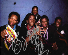* NEW EDITION * signed 8x10 photo * BOBBY BROWN, RONNIE DEVOE & RICKY BELL  *