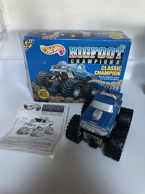 Vtg Hot Wheels BIGFOOT Champions Classic Champ 1990 Mattel Inc Motorized Works