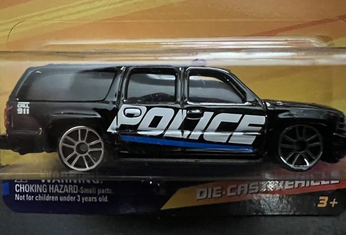 2023 ADVENTURE FORCE Chevy SUBURBAN Police Scale 1:64 Diecast Car Toy Collectors - Picture 2 of 6