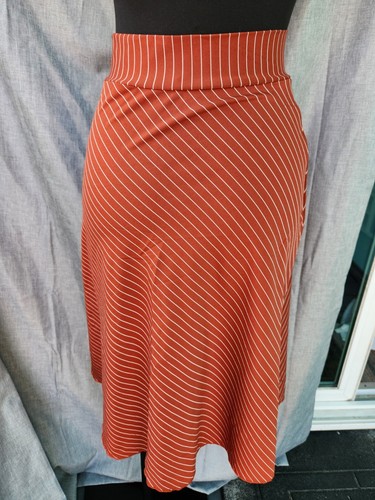 Forever 21 Long Skirt Red White Stripes Stretch Fabric Womens 21" Waist Small - Picture 4 of 5