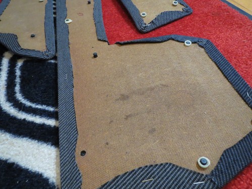 Alfa Romeo Milano 75 3.0 VERDE RECARO INTERIOR DOOR CARD PANEL SET - Picture 11 of 13