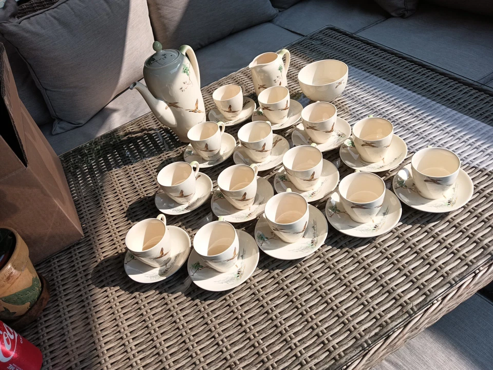 Vintage Royal Doulton The Coppice Coffee Set Pot 14 Coffee Cans Jug Bowl 1942 - Image 2 of 4