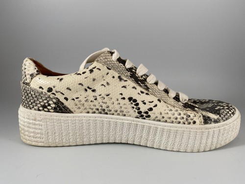 Tenis para mujer Steve Madden Oleta, talla 8, imitación piel de serpiente - Imagen 2 de 10