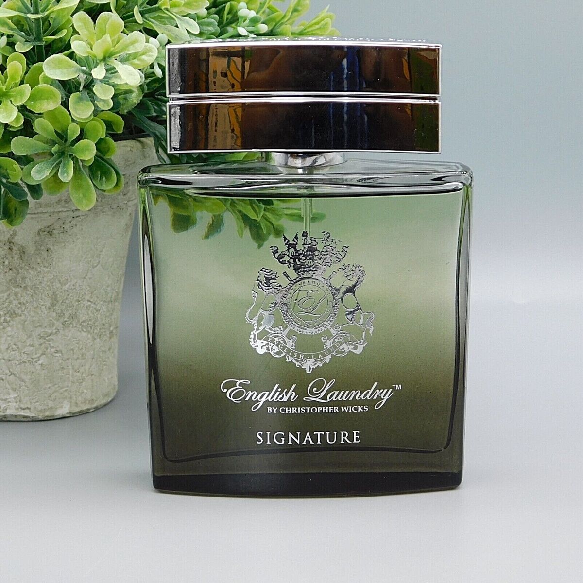English Laundry Signature Eau De Parfum Spray By English Laundry - 3.4 oz English Laundry Signature Eau De Parfum Spray By English Laundry - 3.4 oz