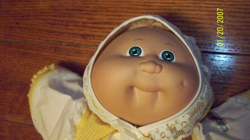 COLECO CABBAGE PATCH PREEMIE GIRL VINTAGE W/BIRTH CERT DISPLAYED ONLY00 - Picture 2 of 6