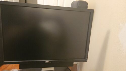 Dell 2209WA 22" Enhanced IPS LCD Monitor w/Original Dell Soundbar,