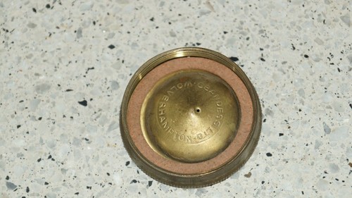 NOS Wolverhampton Ceandess tank caps - Picture 2 of 7