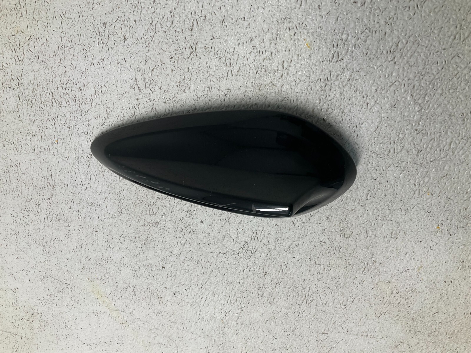 2015-2020 BMW M4 ROOF SHARK FIN ANTENNA COVER BLACK 9240968 OEM 