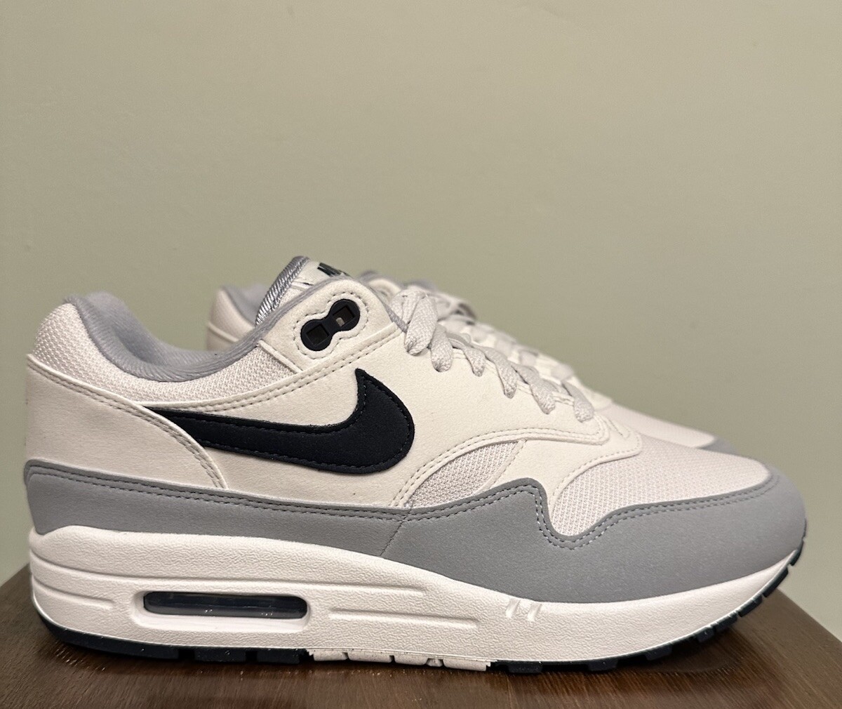 air max 1 mini swoosh pure platinum