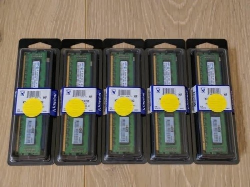 Samsung PC3 DDR3 2GB Server Registered ECC Memory Stick - Picture 2 of 2