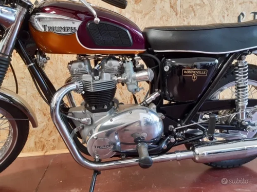 Triumph Bonneville T120 650 - 1972 - Foto 2 di 5
