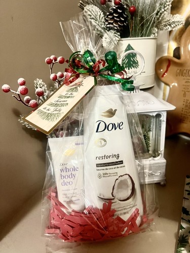 Dove Bath And Body Gift Set