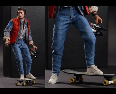 Hot Toys 1/6 MMS257 'Back To The Future' Marty McFly Figure