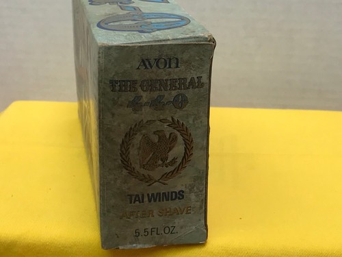 COLLECTIBLE Train Bottle Vintage Avon The General 4-4-0 DAD GIFTS - Picture 7 of 8