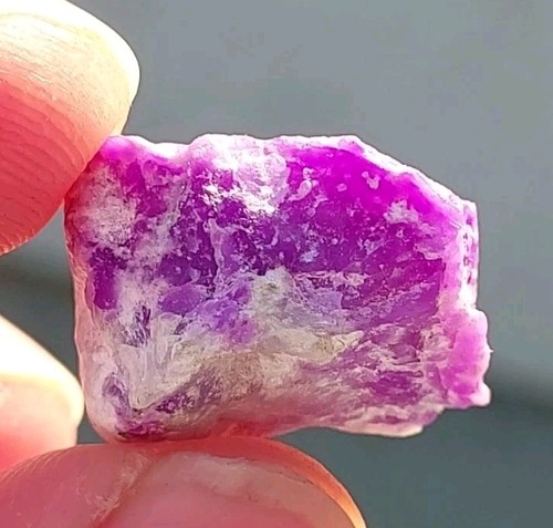 SUPER PURPLE GEL SUGILITE WITH UNKNOWN FIBROUS WHITE MINERAL SOUTH AFRICA - Picture 9 of 17