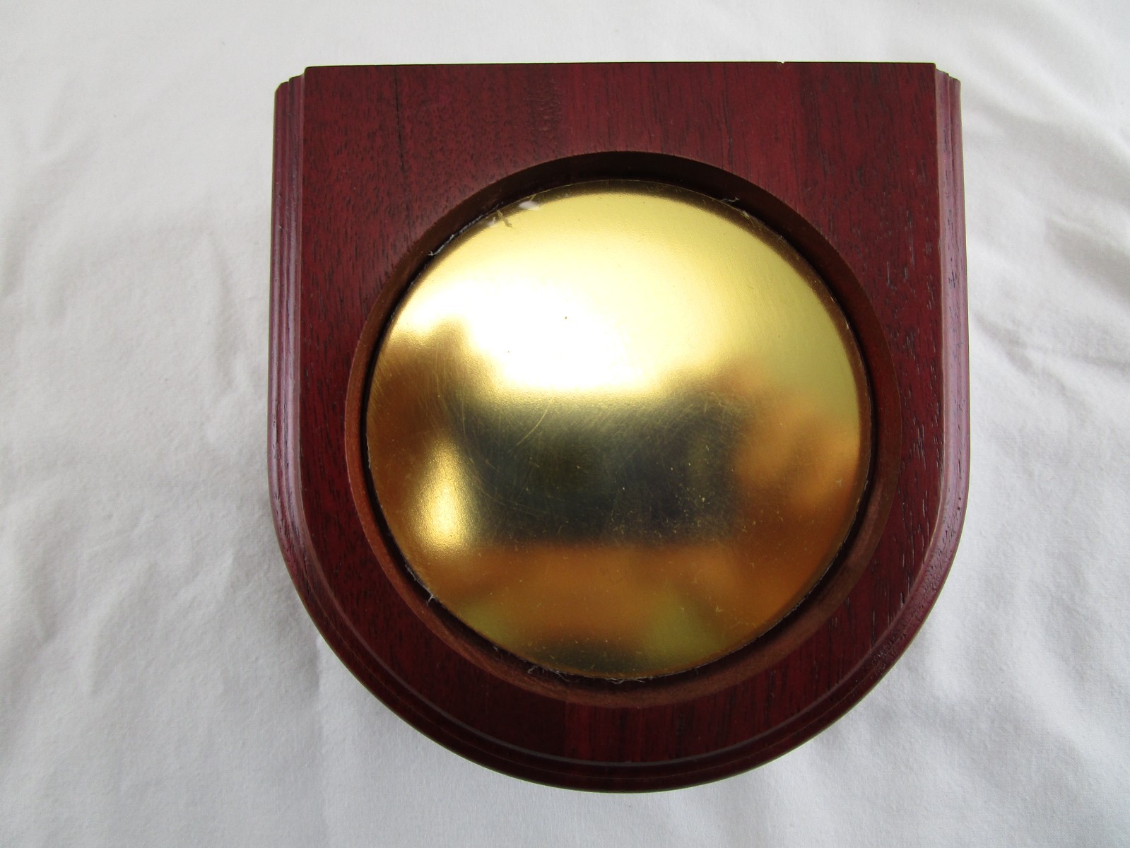 Hennessy V.S.O.P Bottle Display Wood Hennessy Cognac Bottle Holder