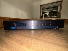 B&K TS-108 AM/FM STEREO TUNER