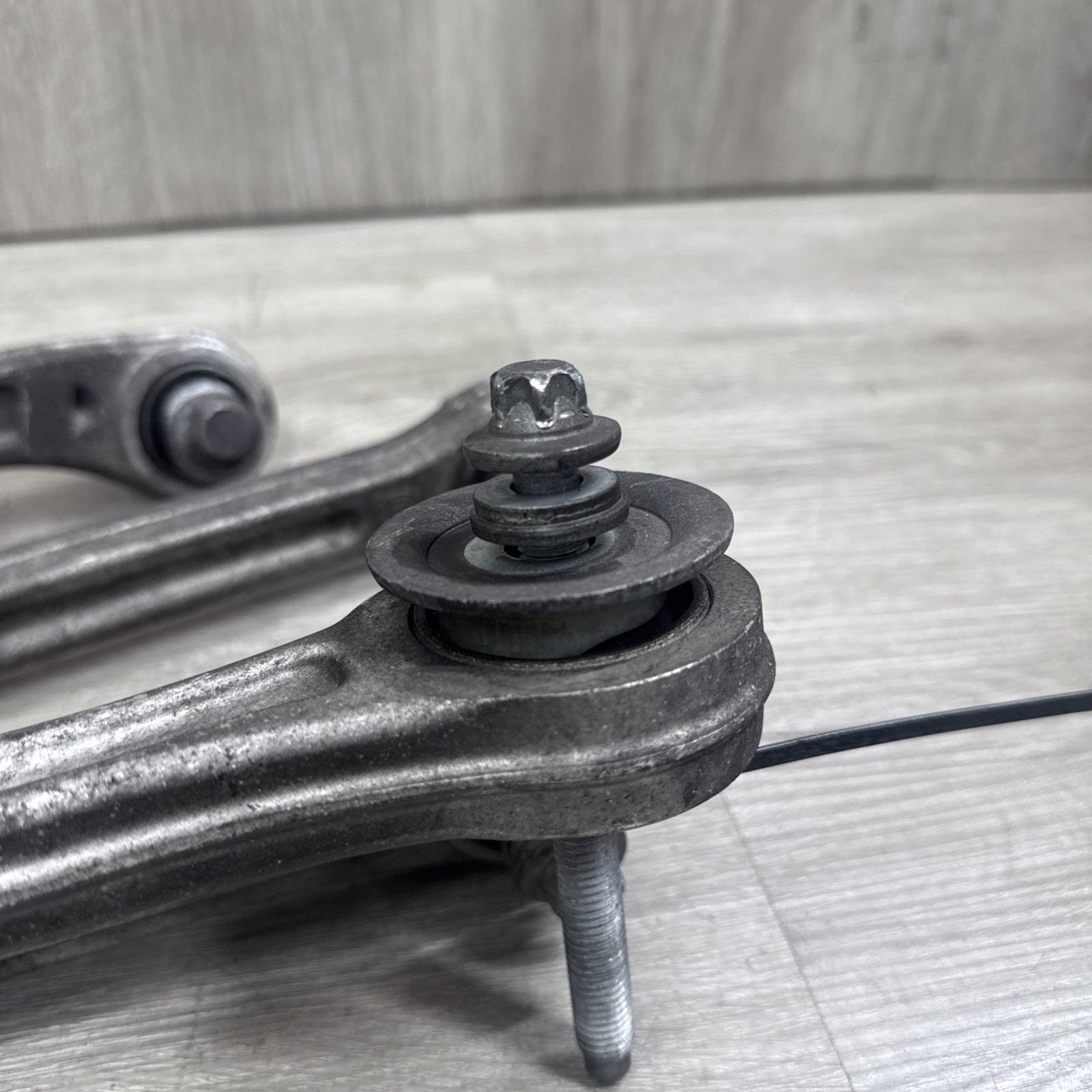 ✅ 14-24 MASERATI GHIBLI - REAR LEFT OR RIGHT SUSPENSION CONTROL ARM SET OF 4 OEM