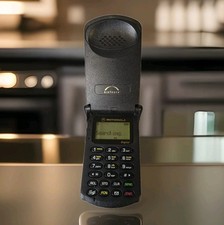 Vintage Motorola StarTAC Black Dual Band Phone Flip Phone Bundle Tested