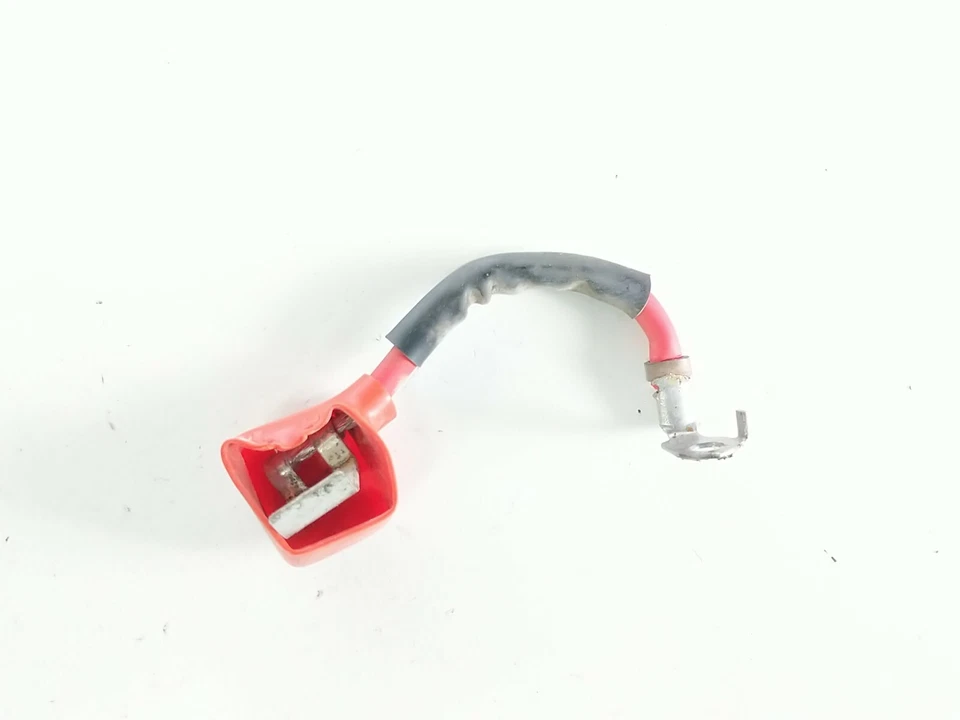 Cable terminal positivo batería 13 Suzuki SFV 650 Gladius Foto 4 de 4