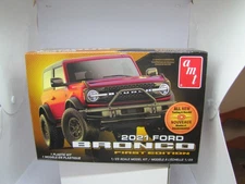 2021 FORD BRONCO FIRST EDITION 1/25 SCALE AMT MODEL KIT SUV