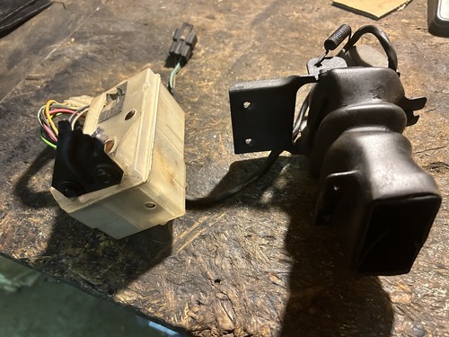 1970s Poss 1972 72 1973 74 1975 76 Cadillac GM Electronic Eye W Relay - Picture 4 of 5
