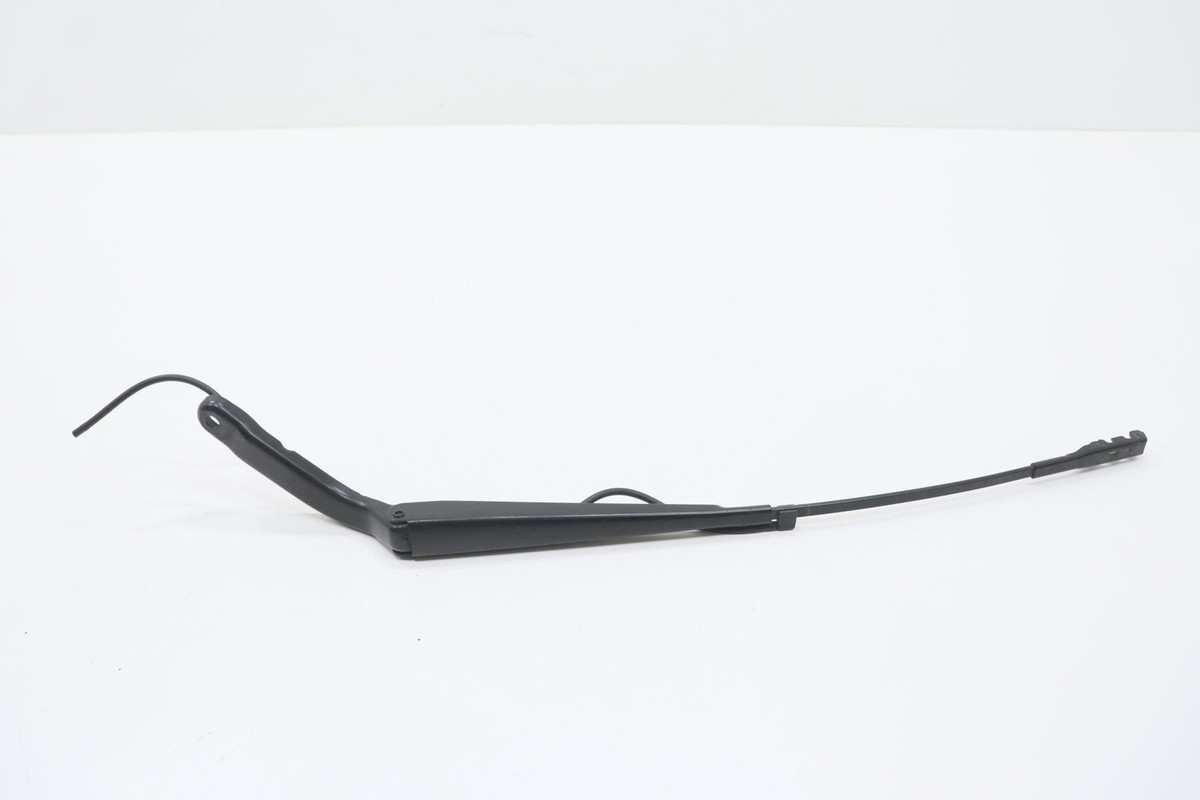 2019-2024 MERCEDES SPRINTER 2500 FRONT LEFT WINDSHIELD WIPER ARM 