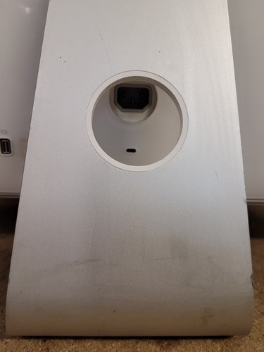 Apple iMac A1207 20" 2.16GHz/1GB/250GB ATI X1600 MAC OS 10.5.6 Faulty No Power - Picture 9 of 13
