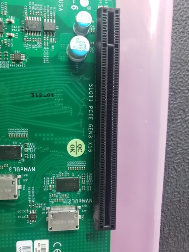 Supermicro RSC-U2N4-6 2U LHS 4x NVMe Ports Riser Card - Bild 8 von 8