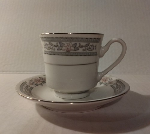 Grace by Lynns Porzellan Demitasse Petite Tasse & Untertasse Set Rosa Rosen Grüner Rand - Bild 1 von 10