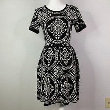 Romeo & Juliet Couture Sweater Dress Women Size Medium Damask Pattern Stretch