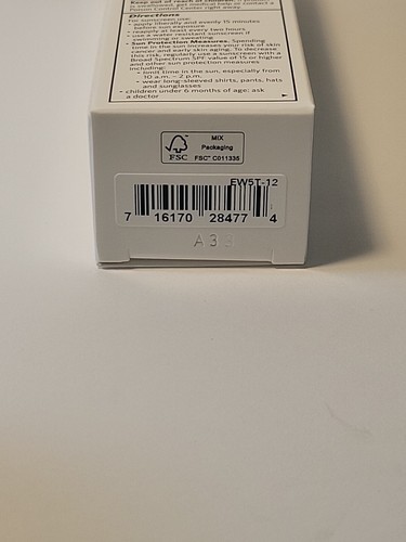 Bobbi Brown Vitamin Enriched Skin Tinted Moisturizer SPF 15 GOLDEN 4 - Picture 4 of 6
