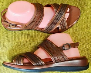 soft sandals womens