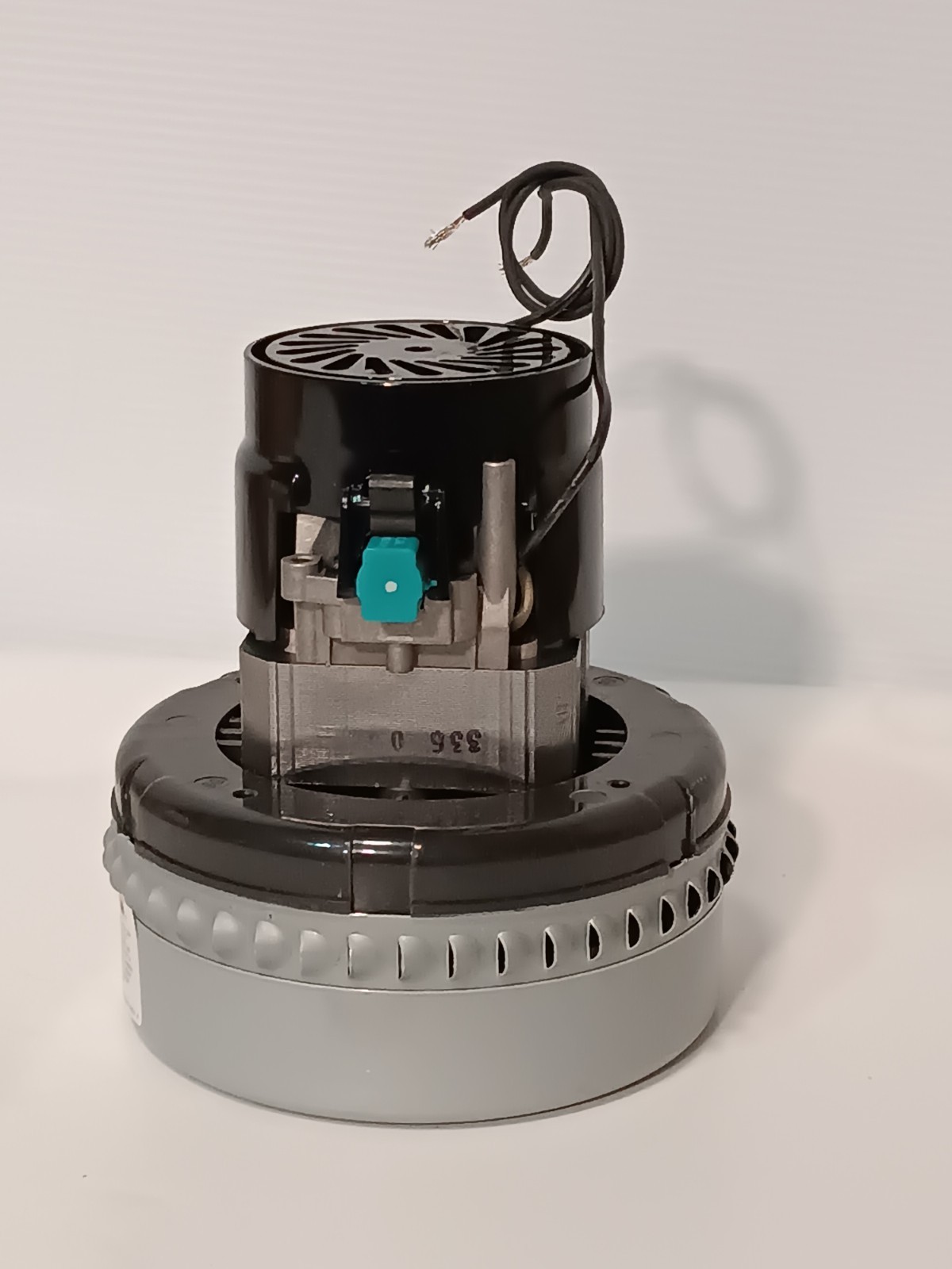 Ametek 2M429 Lamb Electric 2-Stage Universal Vacuum Motor 116336-01 120V 50/60Hz