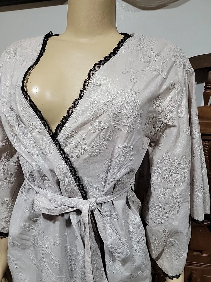 Josie Natori cotton XS kimono robe gray embroidery paisley Lace Trim Belted #CB2 - Image 3 of 4