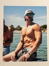 RILEY GREEN HAND SIGNED 8x10 PHOTO AUTOGRAPHED HOT COUNTRY SINGER COA