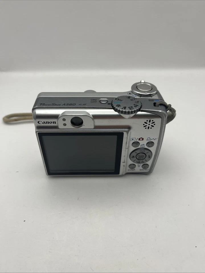 Canon PowerShot A560 7.1MP Digital Point-And-Shoot Camera With 1GB SD Card/Case - Image 4 of 4
