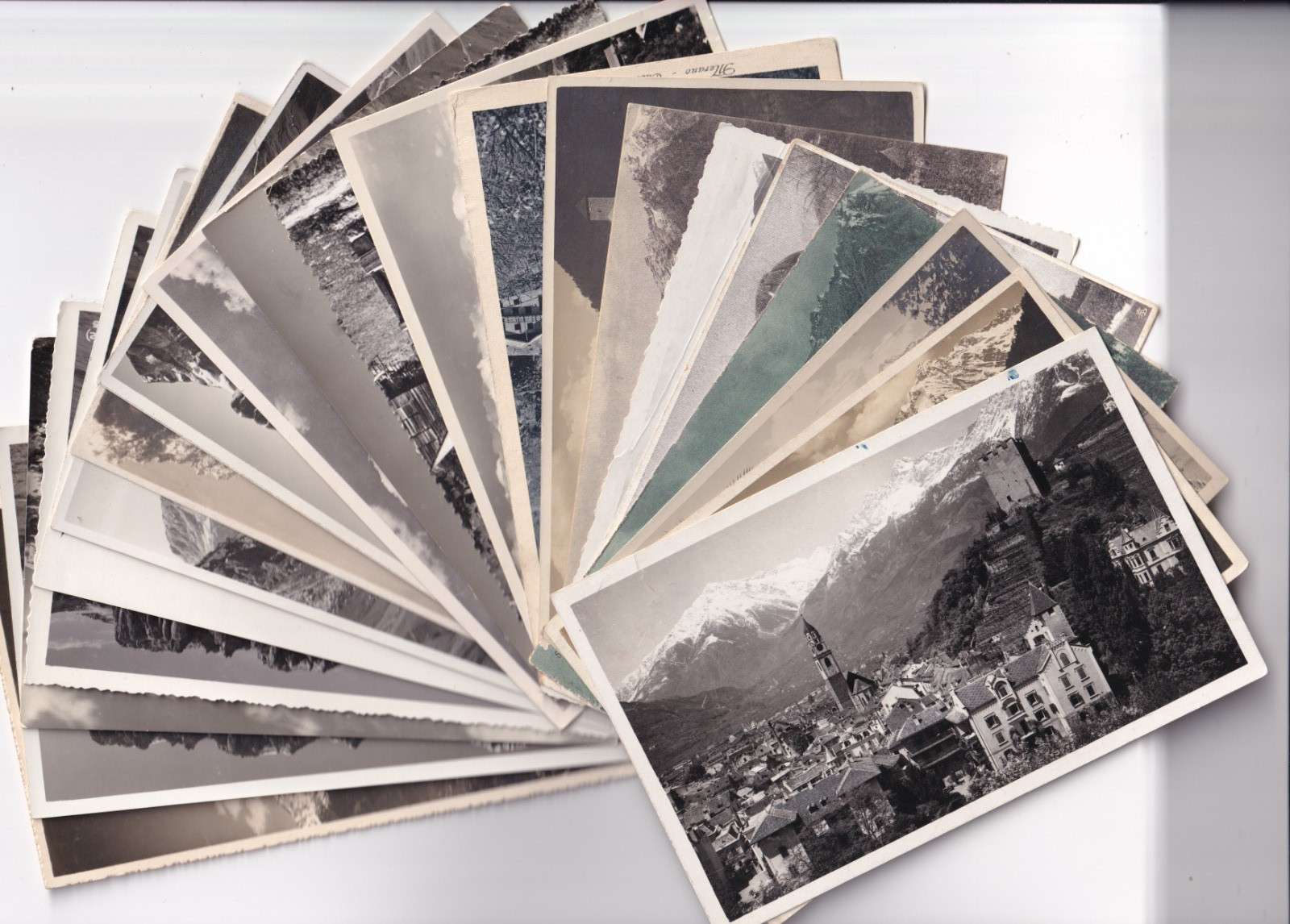 LOTTO DI 20 CARTOLINE DI BOLZANO ,PASSO PORDOI - MERANO - RIFUGI - 1925/1935