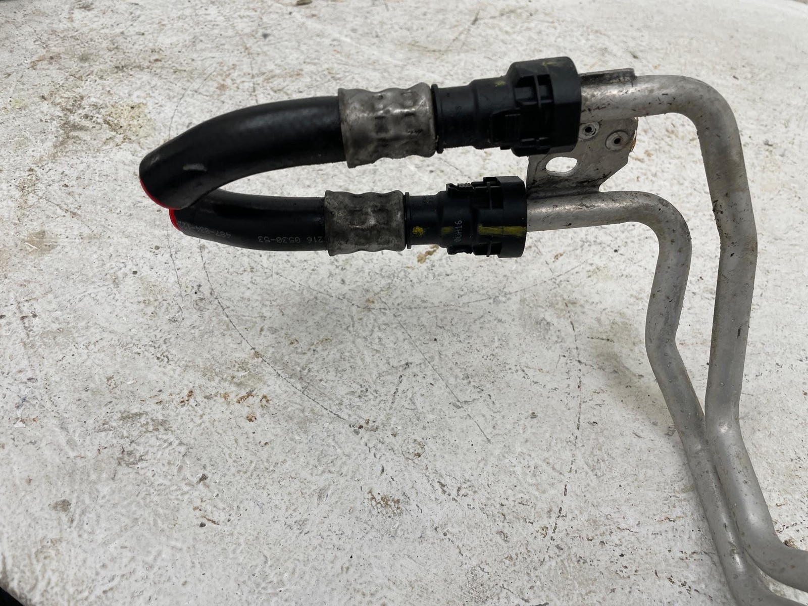 2016-2020 BENTLEY BENTAYGA OIL COOLER LINES TRANSMISSION GEARBOX PIPE TUBE HOSE