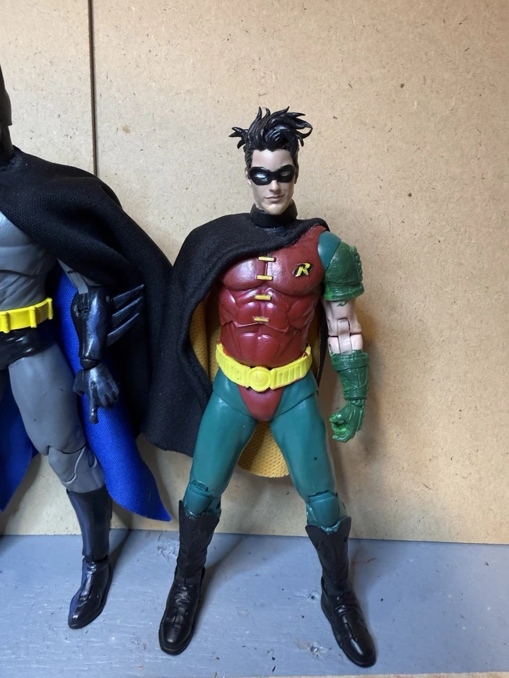 Figuras de Batman La Serie Animada Personalizadas DC Multiverso Mcfarlane Marvel Legends Foto 3 de 4