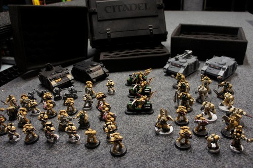 RIESIGES KONVOLUT Warhammer 40k Space Marines Bücher Gelände bemalt Armee Zitadelle Koffer - Bild 4 von 21