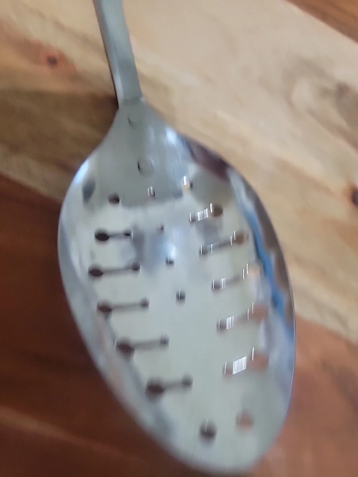 EKCO Metal Keyhole Slotted Spoon - Black Plast Handle - USA - VINTAGE - Image 3 of 4