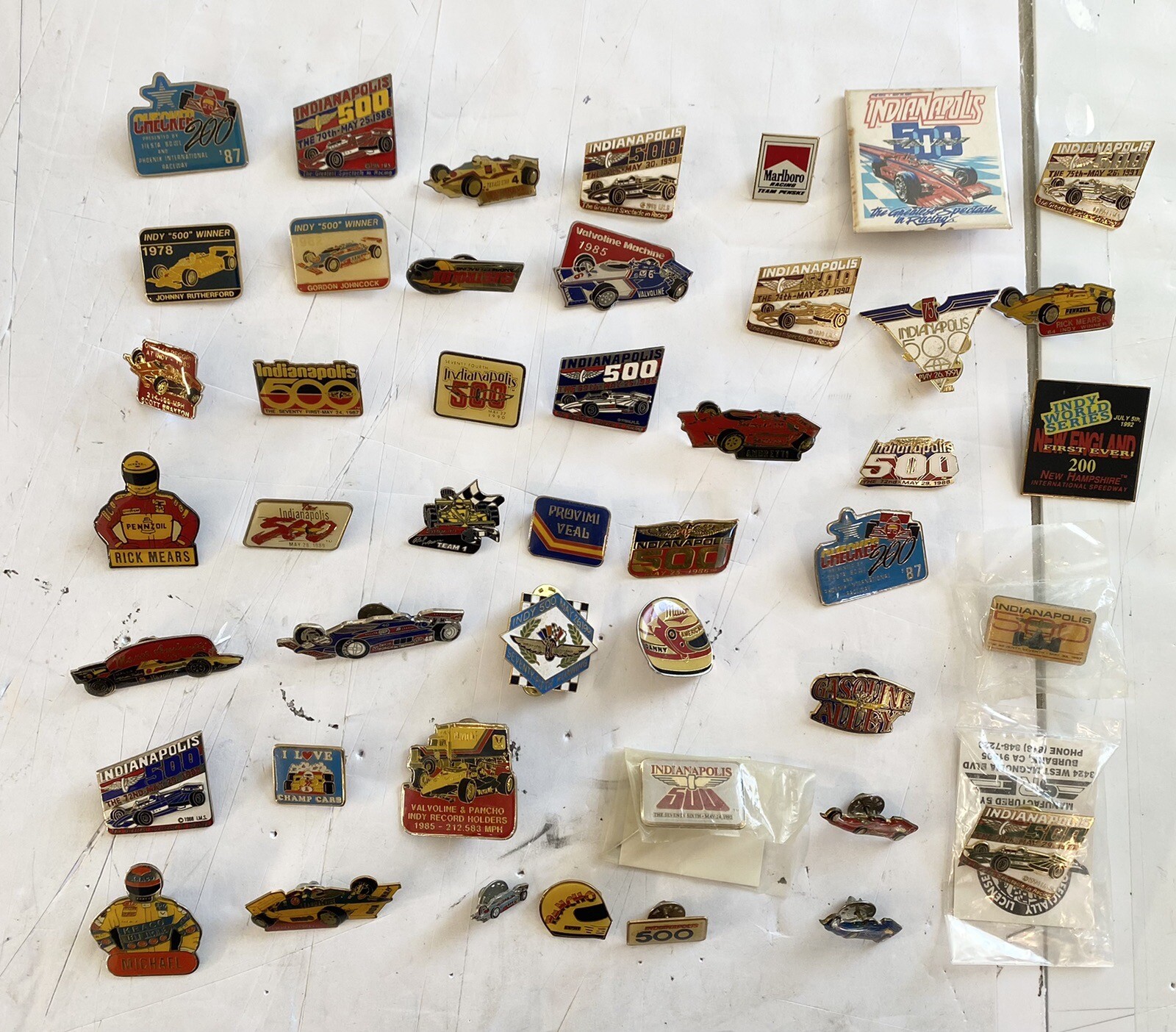 Lot Of 40 Indianapolis 500 & Indy Car Lapel Pins eBay