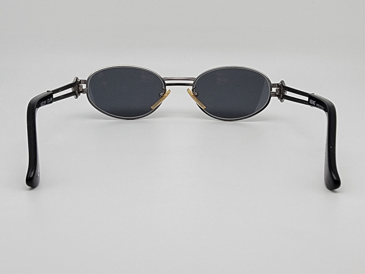 【レジェンド】 The Abyss 【イタリア語】【黒枠】【美品】 Versace Mod. S41 Col. 948 Matte Silver Frame Black Lens Sunglasses